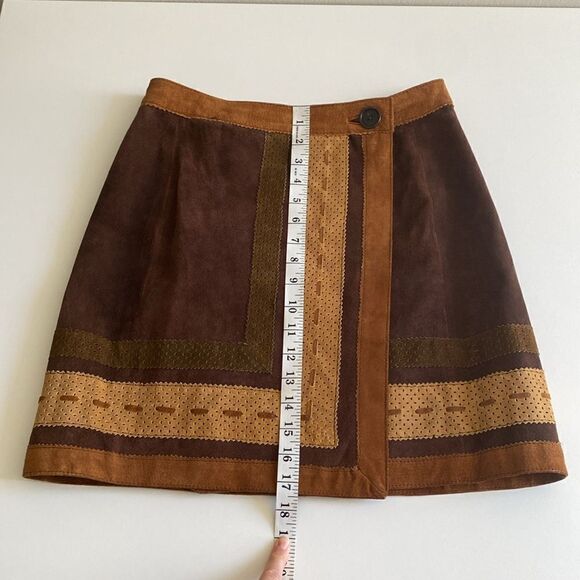 Vintage Brown & Tan Multi-panel Genuine Suede Leather Mini Wrap Skirt Size Small - Picture 12 of 14